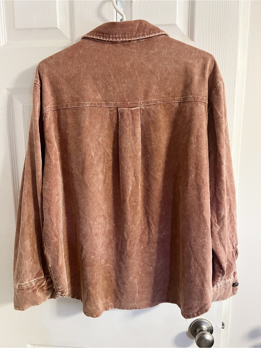Women’s Pink Corduroy Shacket with Rhinestone Fringe Pocket Detail L - Picture 4 of 8